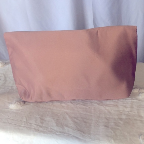 GIORGIO ARMANI Parfums blush pink fold over flap cosmetic pouch. Logo on front. - Picture 3 of 9